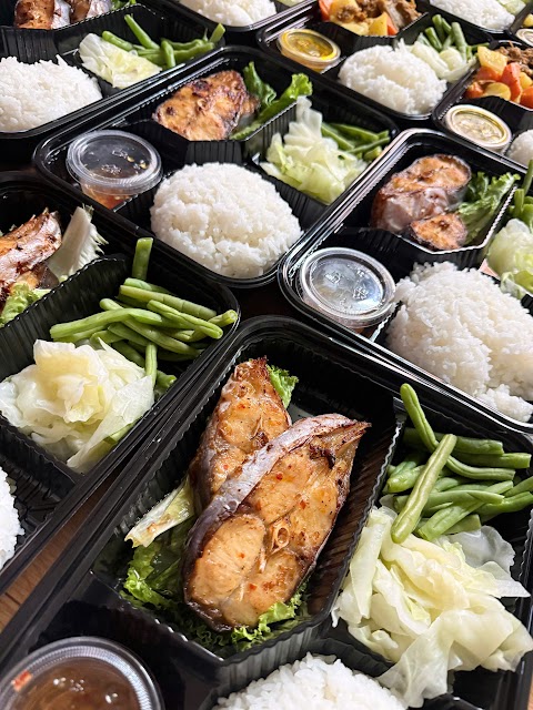 Cơm cá chiên rau củ – cơm Eat Clean