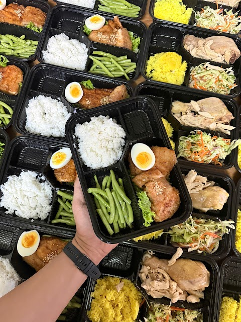 Cơm cá basa sốt – cơm Eat Clean